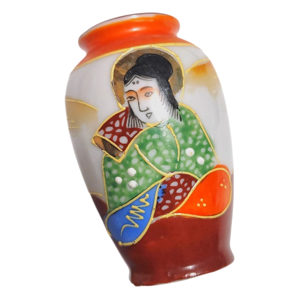 Satsuma Japanese Miniature Hand Painted Vase Jar Moriage Made In Occupied Japan